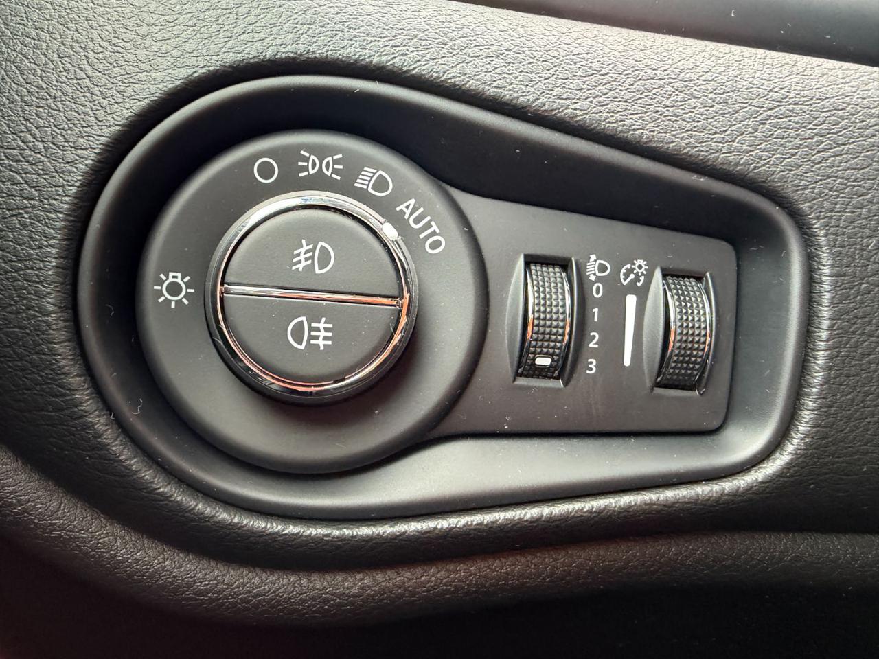 JEEP Renegade 1.6 MJT 130 CV LIMITED NAVI+CARPLAY+SENS.PARK+17B - 19