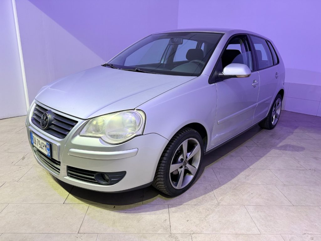 VOLKSWAGEN Polo 1.4/75CV 16V 5p. Comfortline - 2