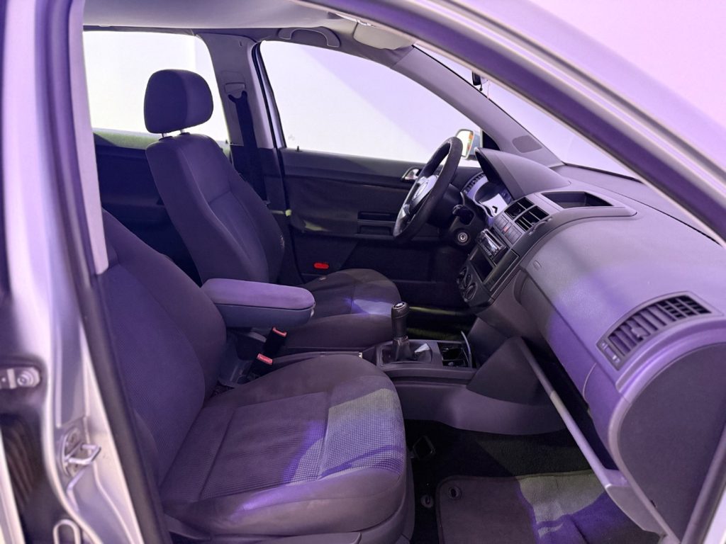 VOLKSWAGEN Polo 1.4/75CV 16V 5p. Comfortline - 12