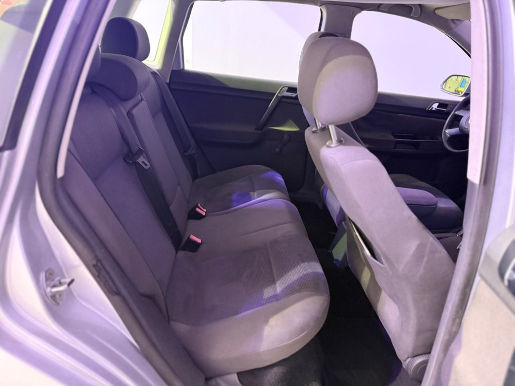 VOLKSWAGEN Polo 1.4/75CV 16V 5p. Comfortline - 13