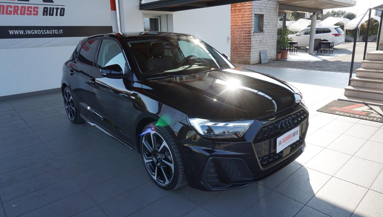 AUDI A1 SPB 30 TFSI S-Tronic Identity Black - 7