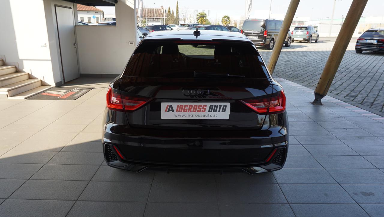 AUDI A1 SPB 30 TFSI S-Tronic Identity Black - 4