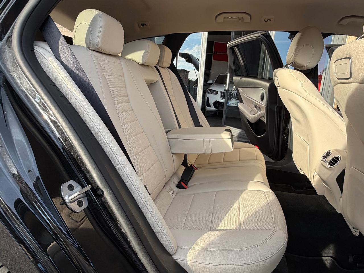 MERCEDES-BENZ E 300 de S.W. Auto EQ-Power Business Sport - 10