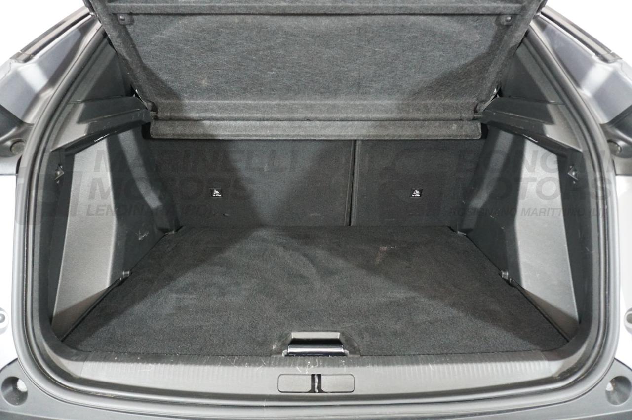 PEUGEOT 2008 HYBRID 145CV E-DCS6 ALLURE - 12