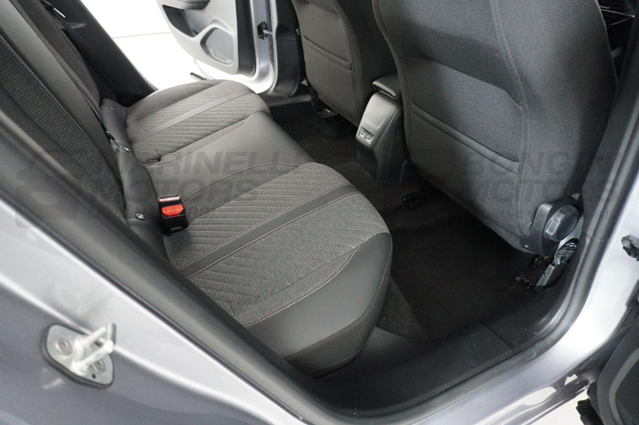 PEUGEOT 2008 HYBRID 145CV E-DCS6 ALLURE - 11