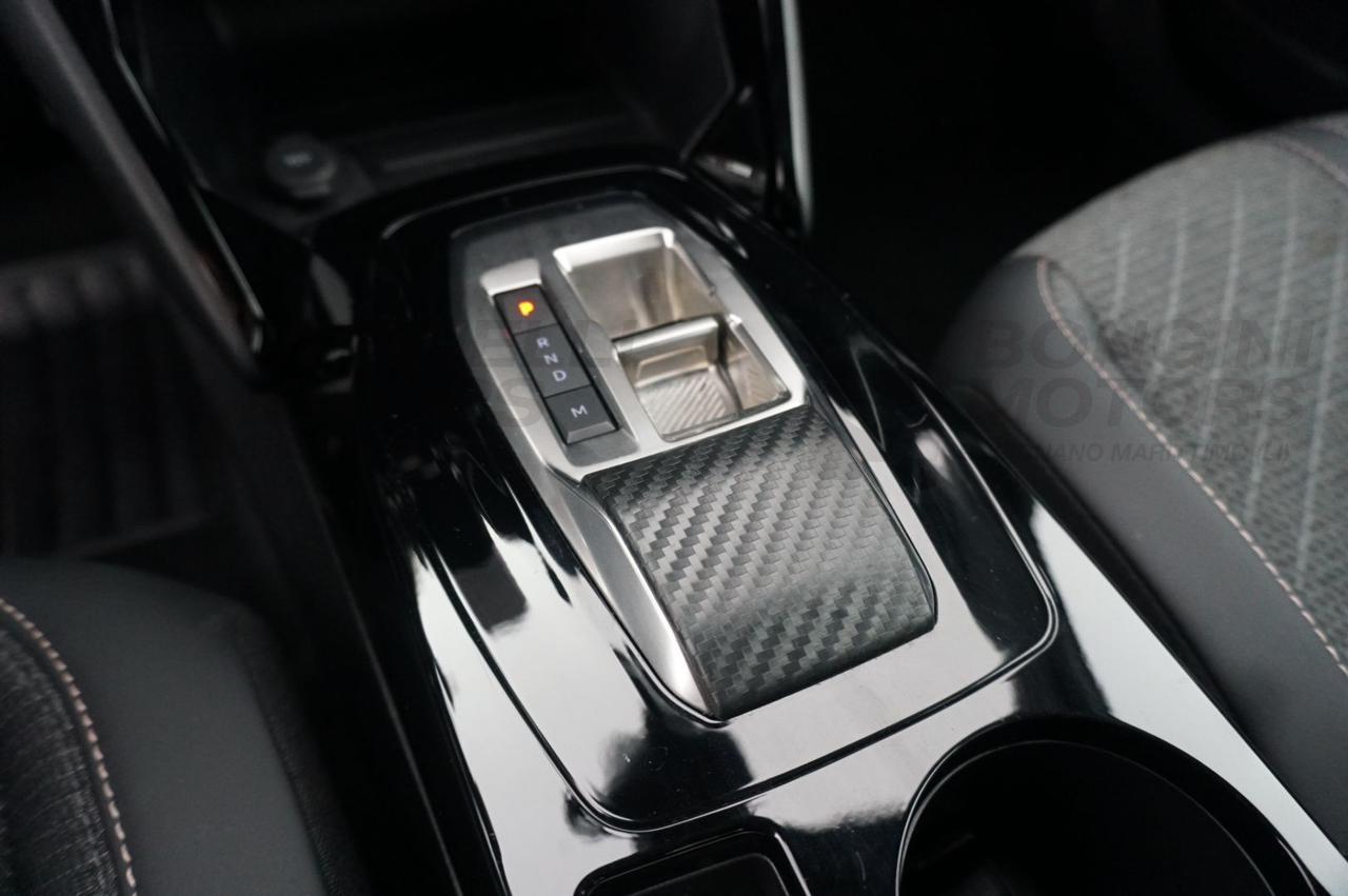 PEUGEOT 2008 HYBRID 145CV E-DCS6 ALLURE - 13