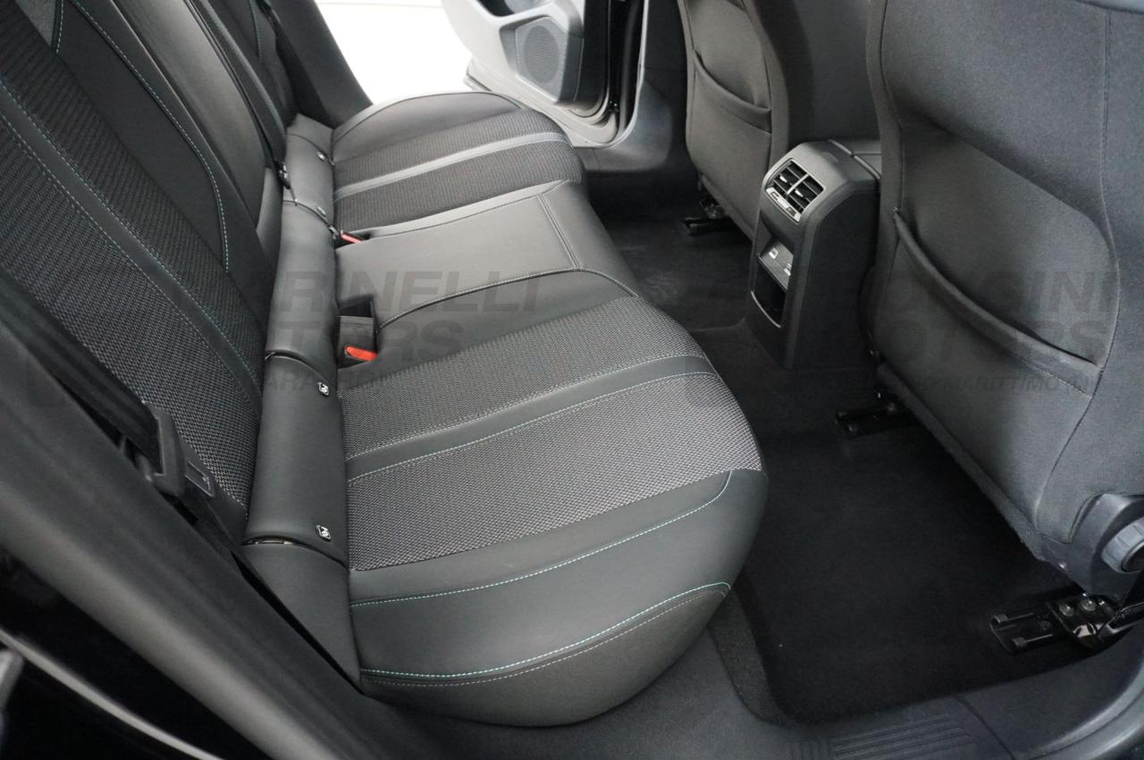 PEUGEOT 408 HYBRID 145CV E-DCS6 ALLURE - 11