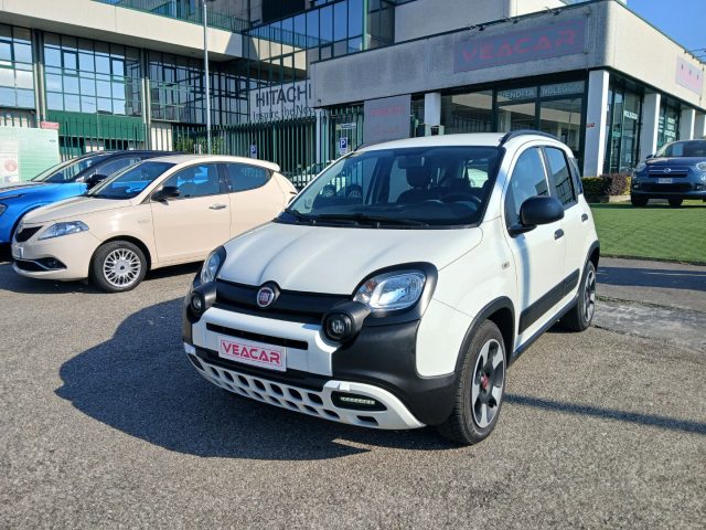 FIAT Panda Cross Bianco pastello