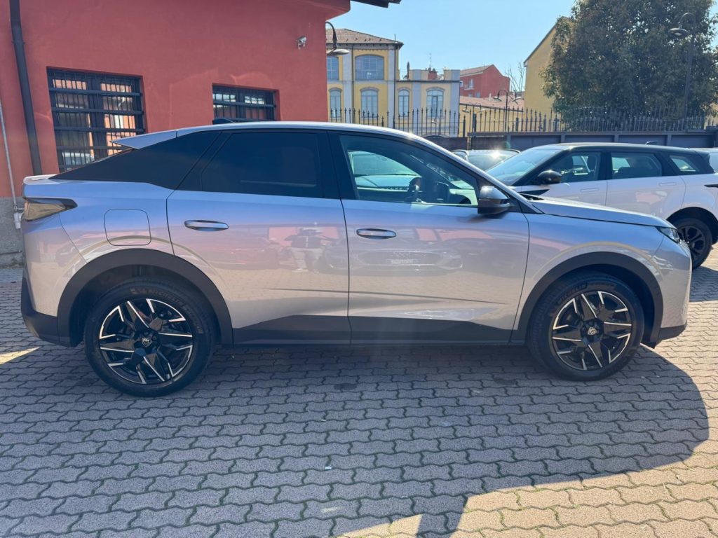 PEUGEOT 3008 Hybrid 145 e-DCS6 ALLURE + CERCHI 19 - 7
