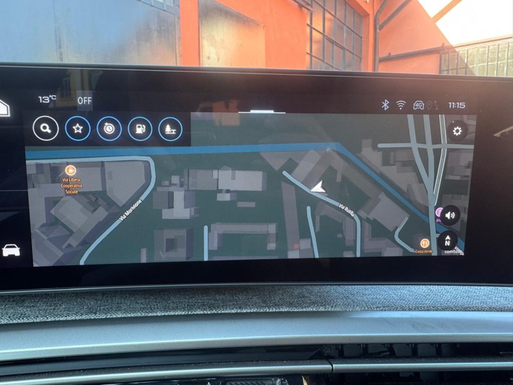 PEUGEOT 3008 Hybrid 145 e-DCS6 ALLURE + CERCHI 19 - 17