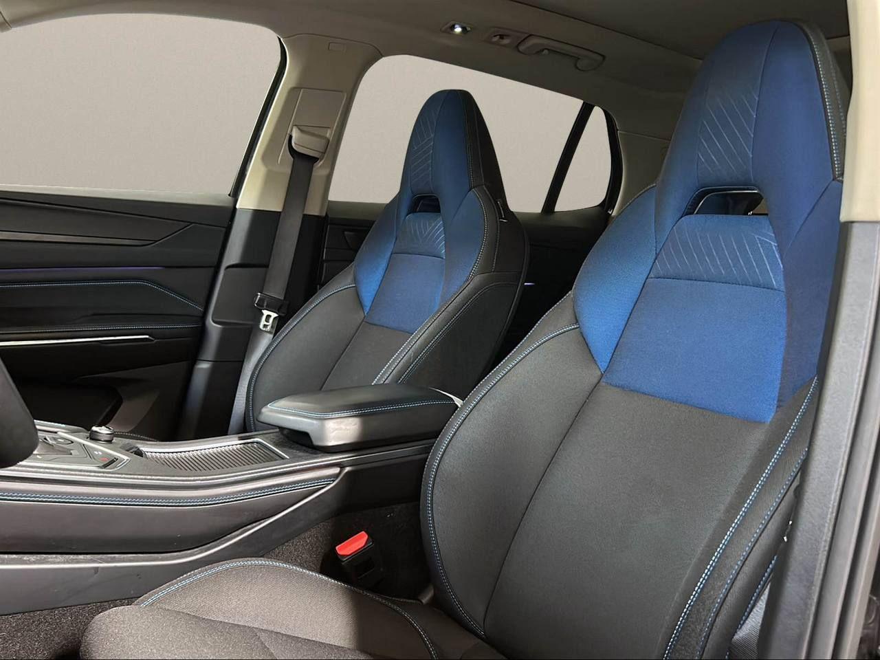 LYNK & CO 01 PHEV - 10