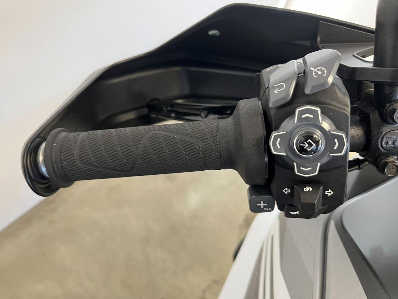 KTM 1290 Super Adventure S - 12