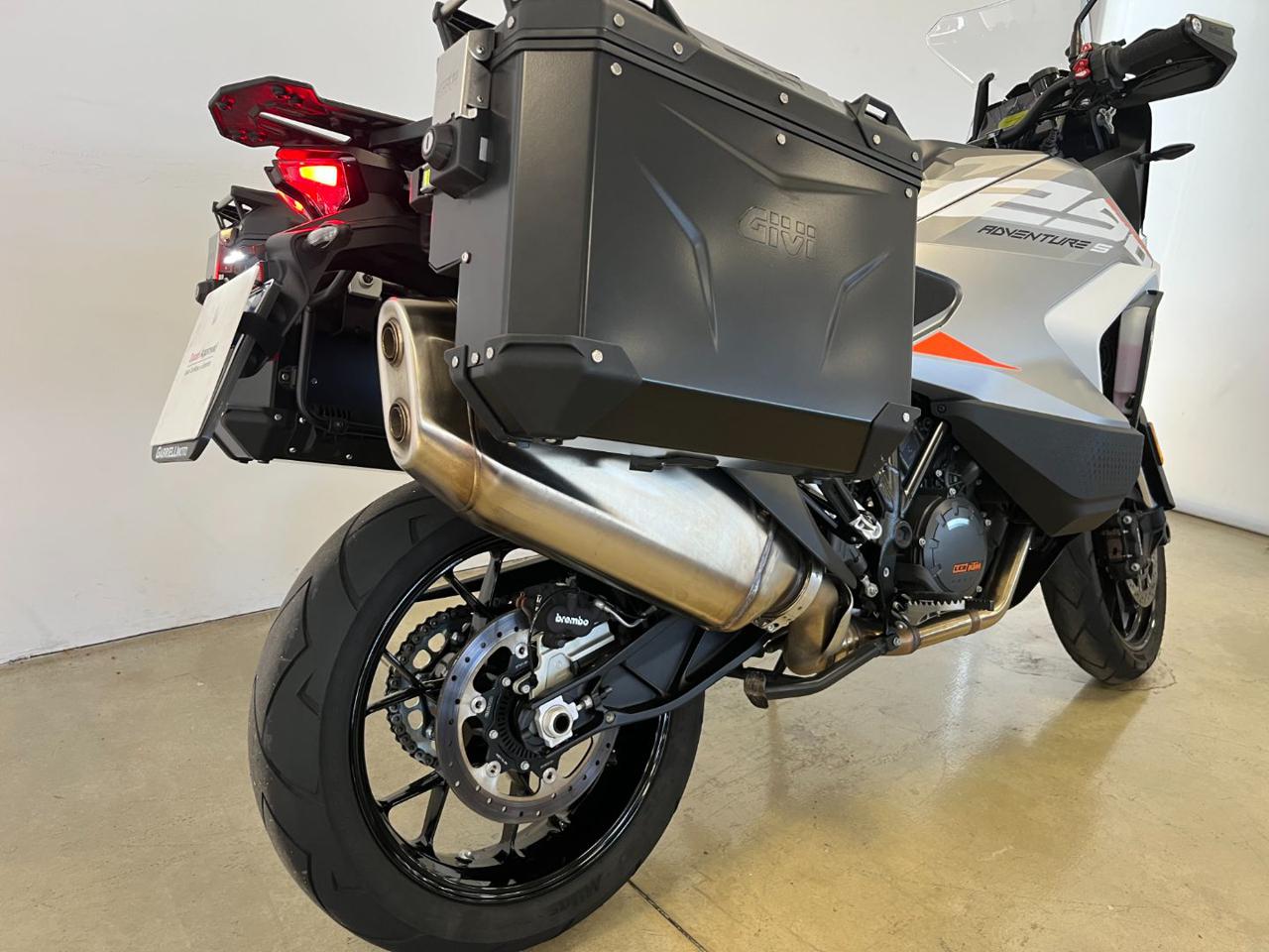 KTM 1290 Super Adventure S - 8