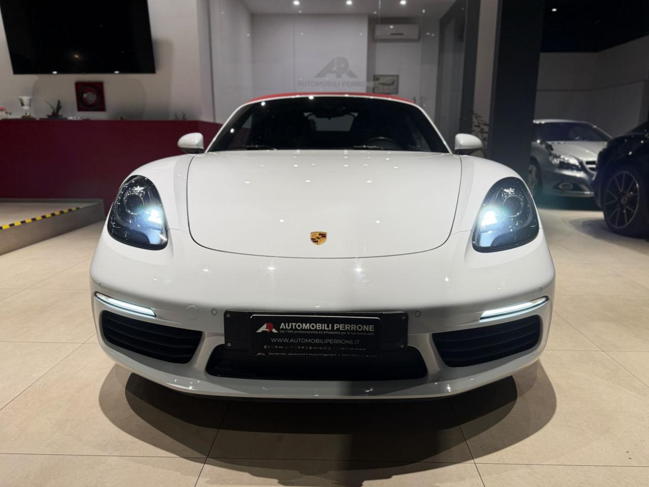 PORSCHE 718 Boxster 2.0i 300cv PDK - 26