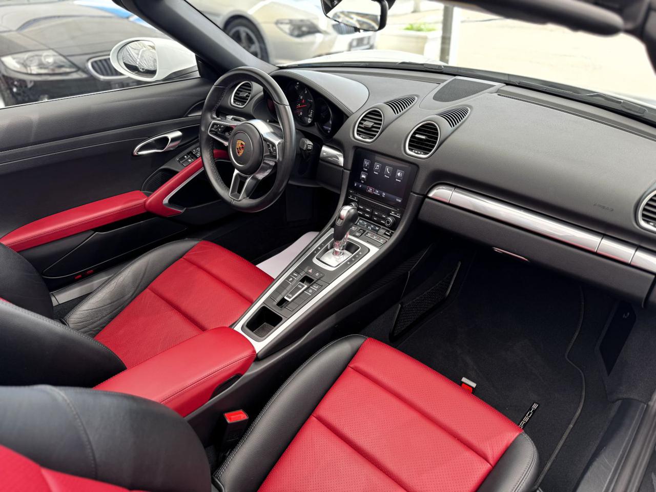 PORSCHE 718 Spyder 2.0i 300cv PDK - 11