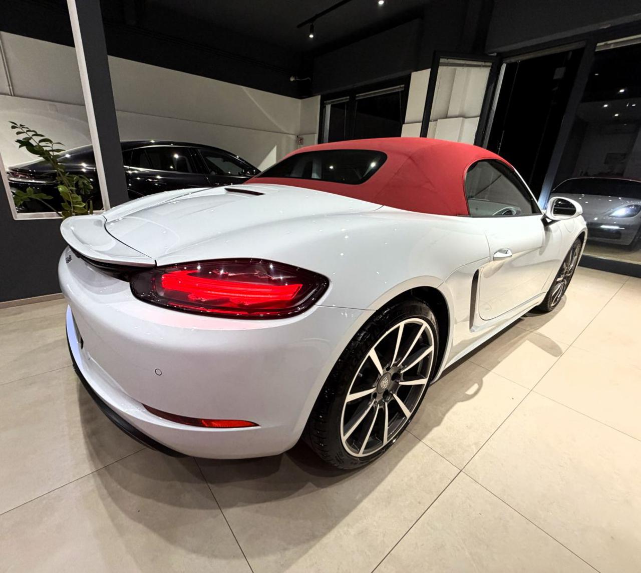 PORSCHE 718 Boxster 2.0i 300cv PDK - 15