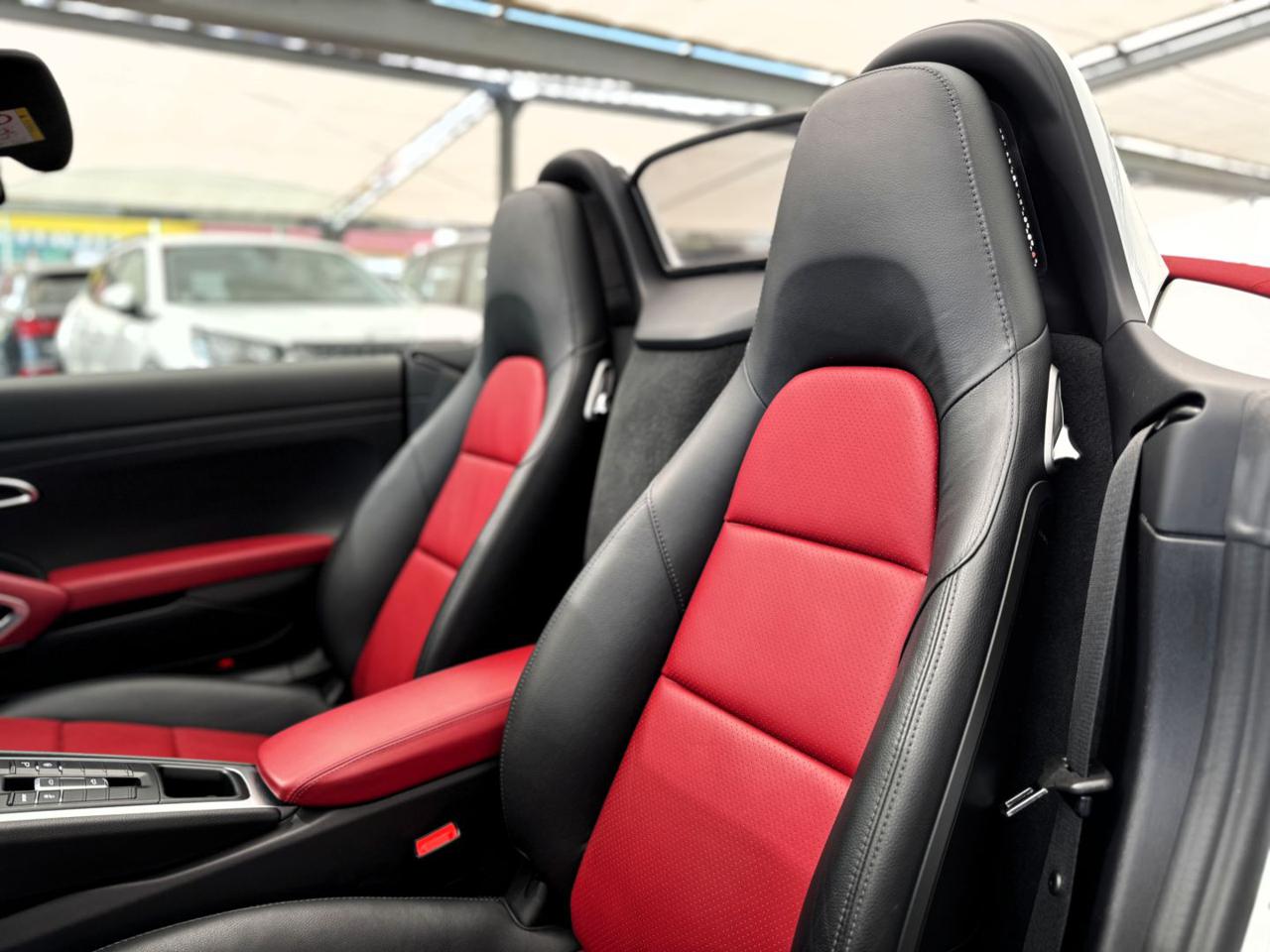 PORSCHE 718 Spyder 2.0i 300cv PDK - 24