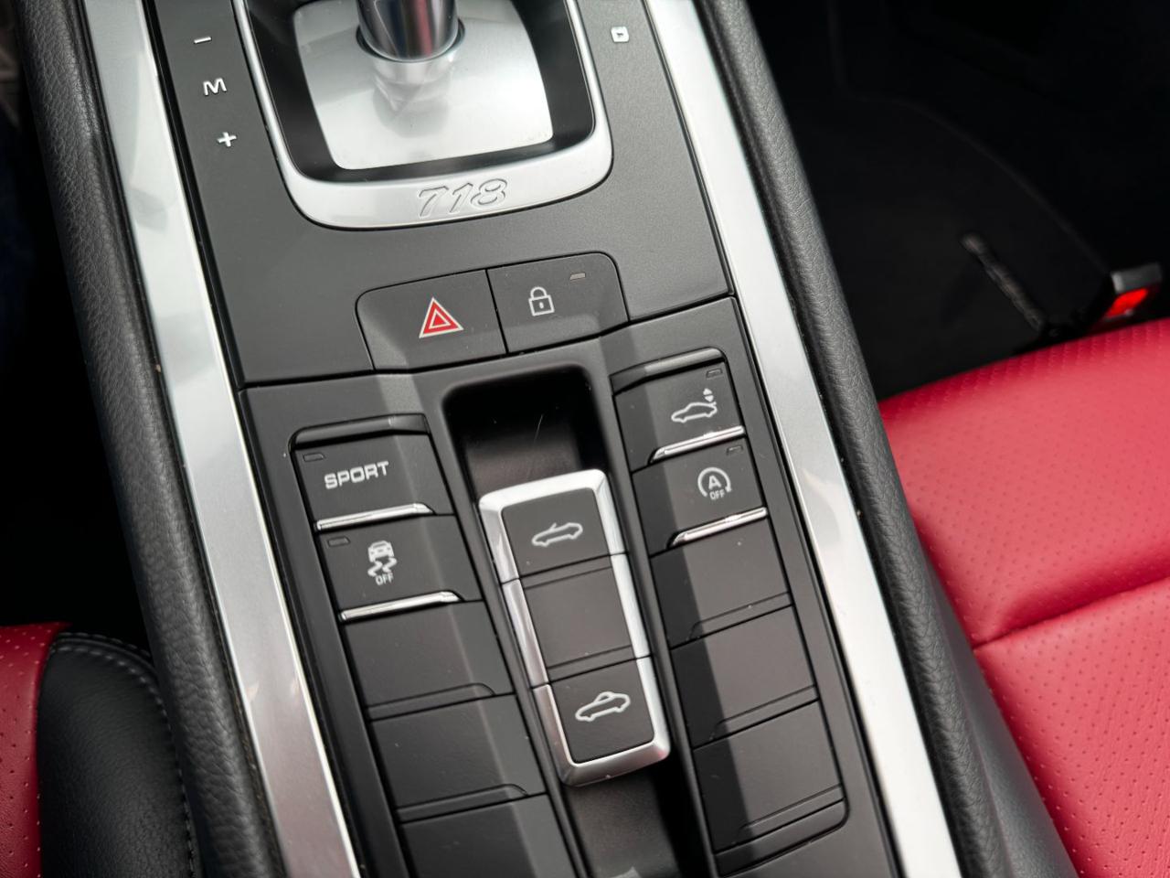 PORSCHE 718 Spyder 2.0i 300cv PDK - 33