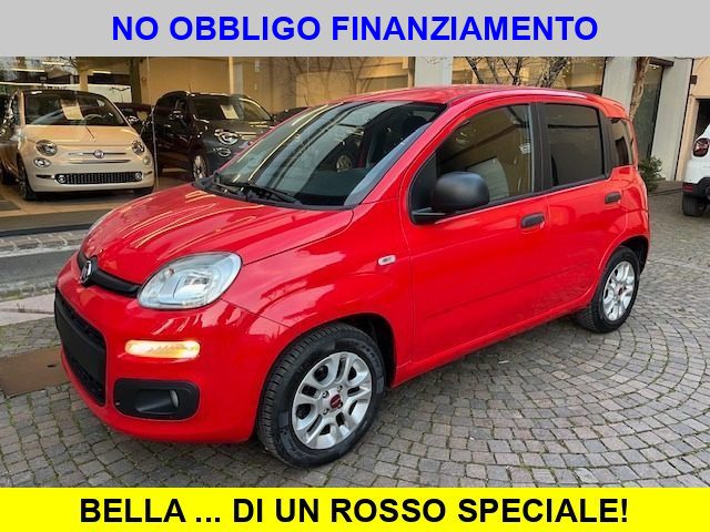 FIAT Panda Rosso pastello