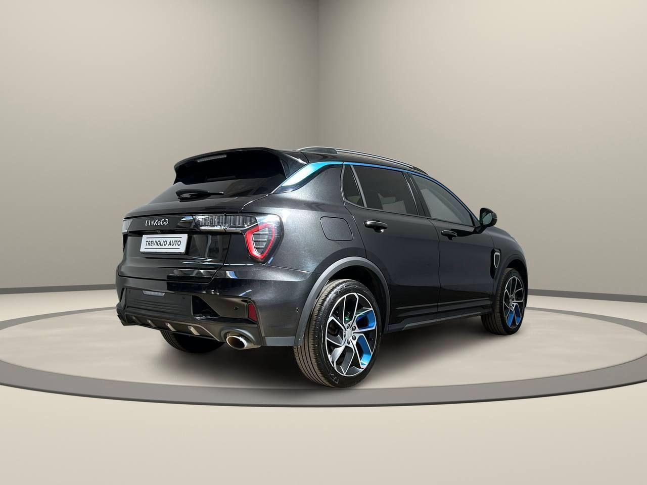 LYNK & CO 01 PHEV - 5