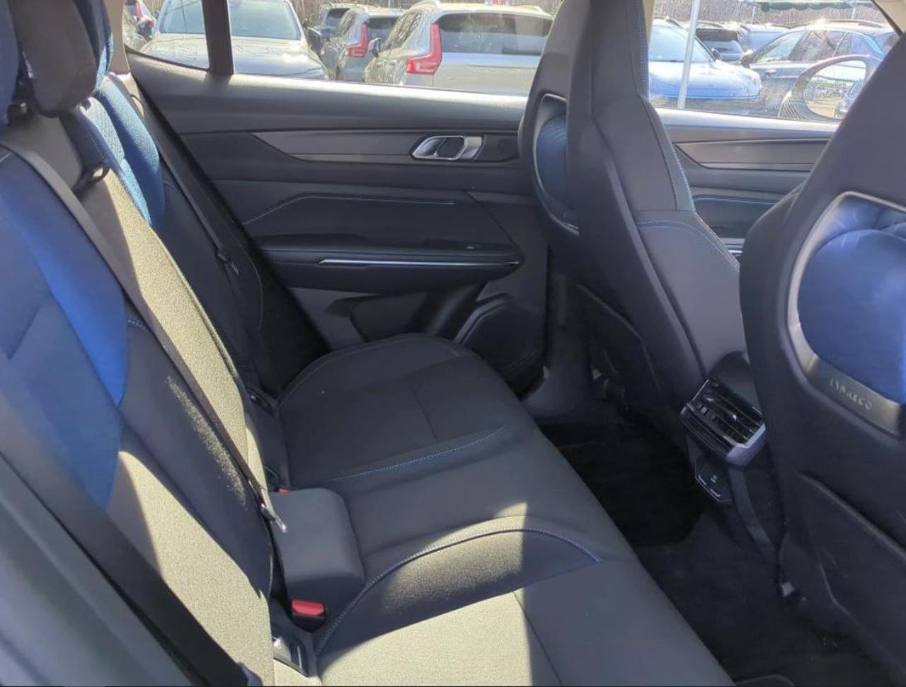 LYNK & CO 01 PHEV - 7