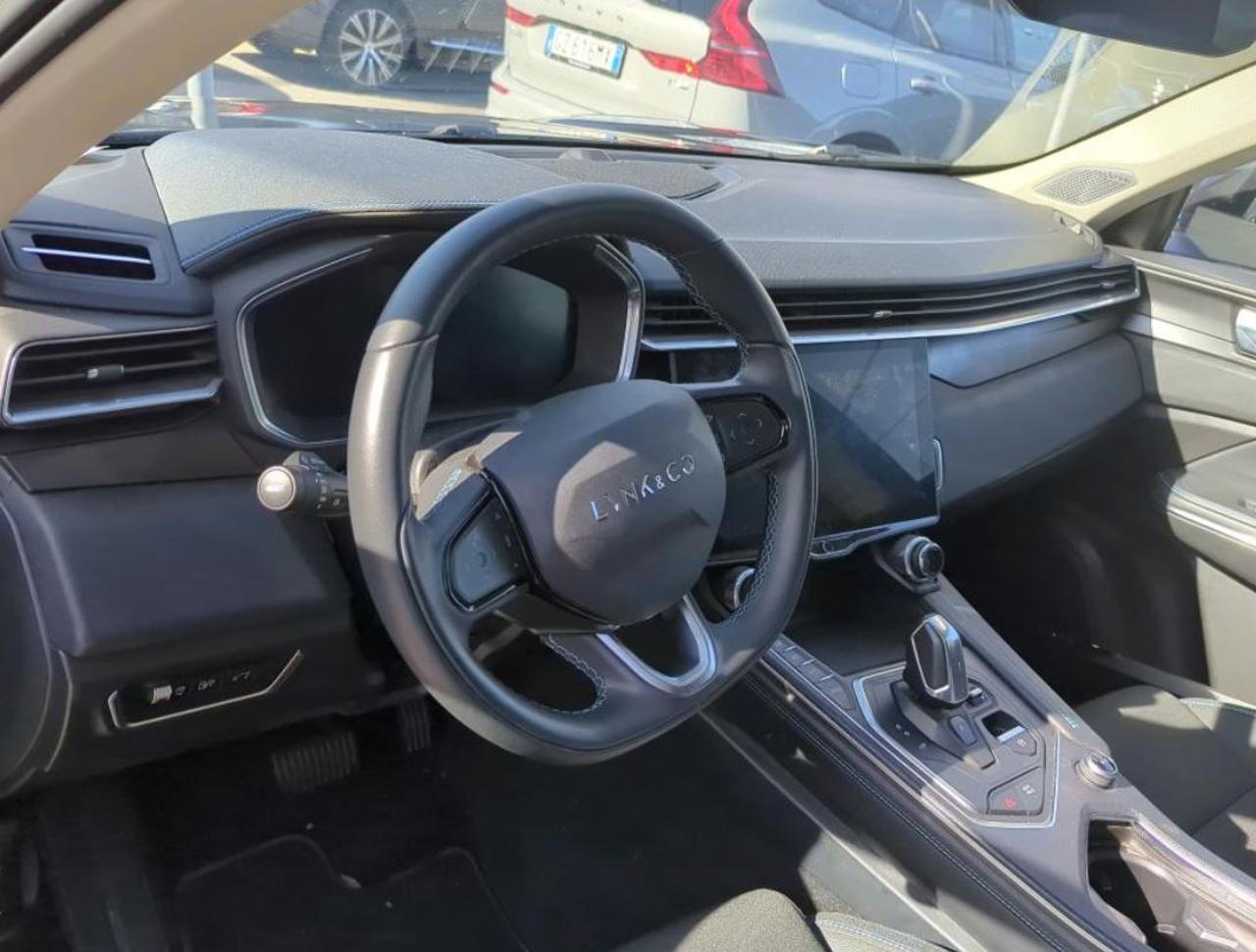 LYNK & CO 01 PHEV - 6