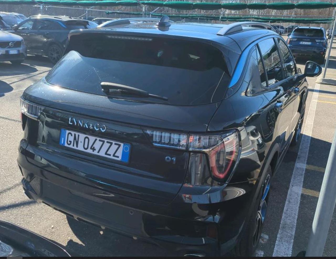 LYNK & CO 01 PHEV - 4