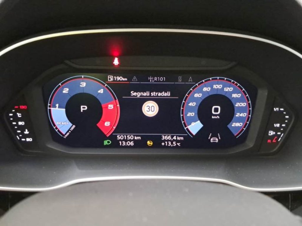 AUDI Q3 35 TDI S tronic S line edition - 7