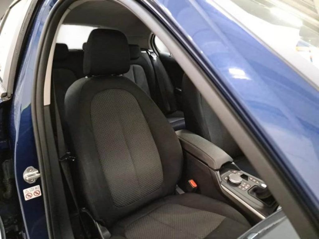 BMW 118 i 5p. Business Advantage - 9