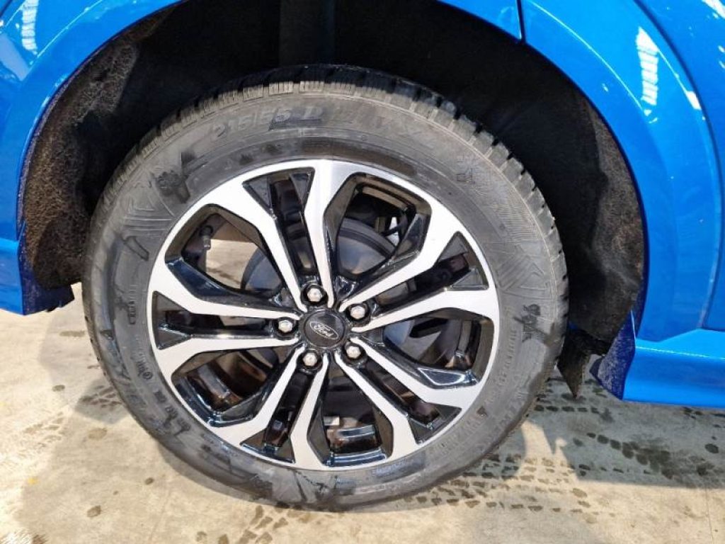 FORD Puma 1.0 EcoBoost Hybrid 125 CV S&S ST-Line - 11