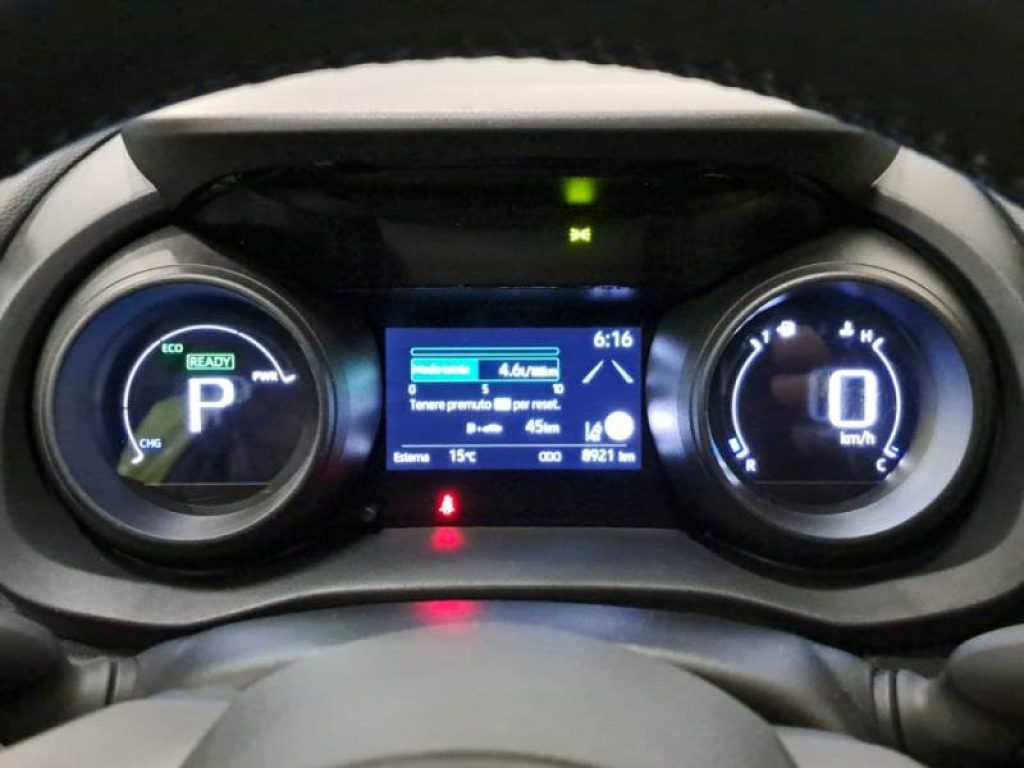 TOYOTA Yaris Cross 1.5 Hybrid 5p. E-CVT Active - 7