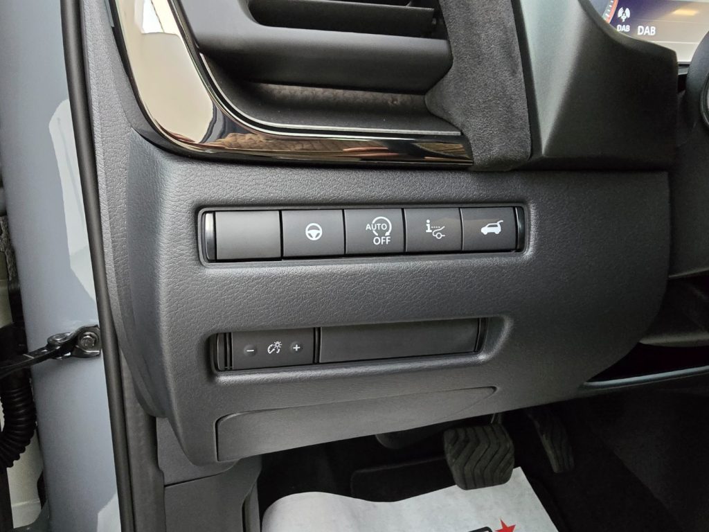 NISSAN Qashqai MHEV 158 CV Xtronic N-Design - 21