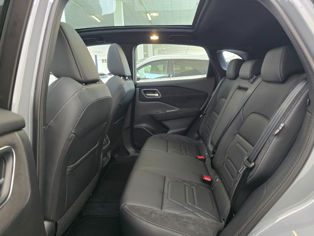 NISSAN Qashqai MHEV 158 CV Xtronic N-Design - 25