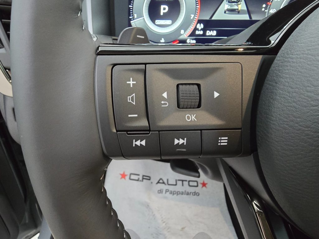 NISSAN Qashqai MHEV 158 CV Xtronic N-Design - 15