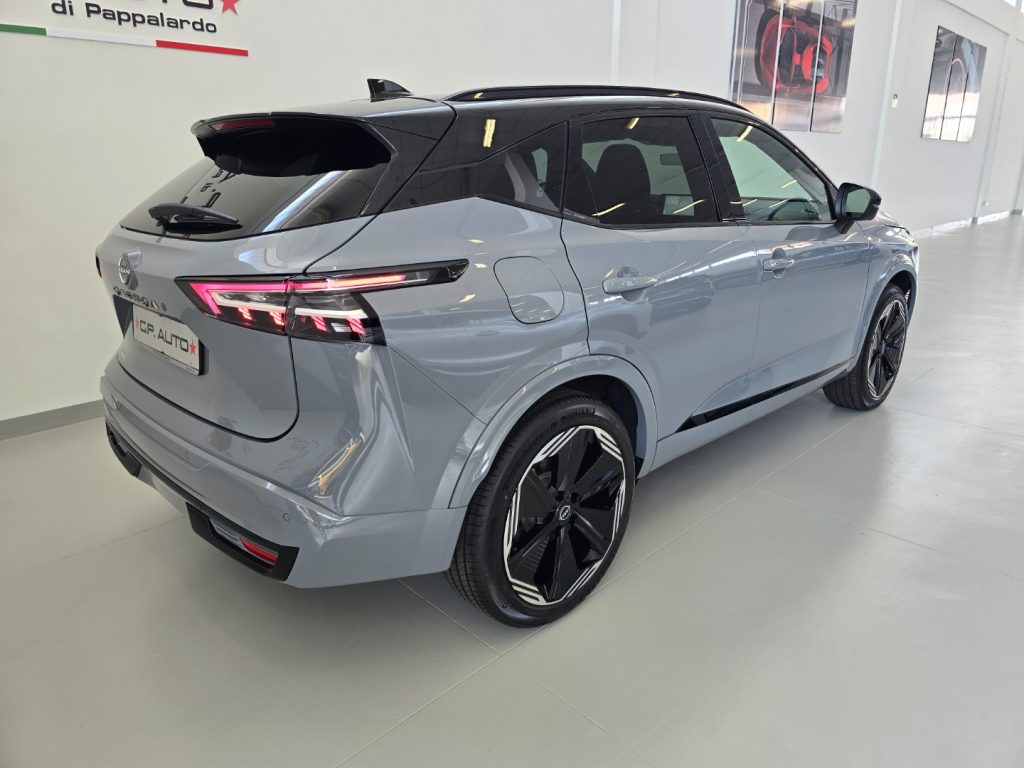 NISSAN Qashqai MHEV 158 CV Xtronic N-Design - 4