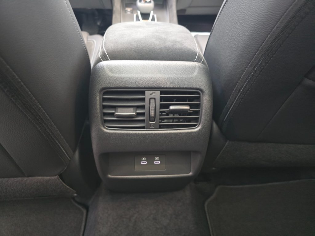 NISSAN Qashqai MHEV 158 CV Xtronic N-Design - 26