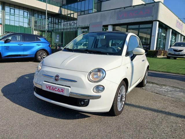 FIAT 500 Bianco pastello