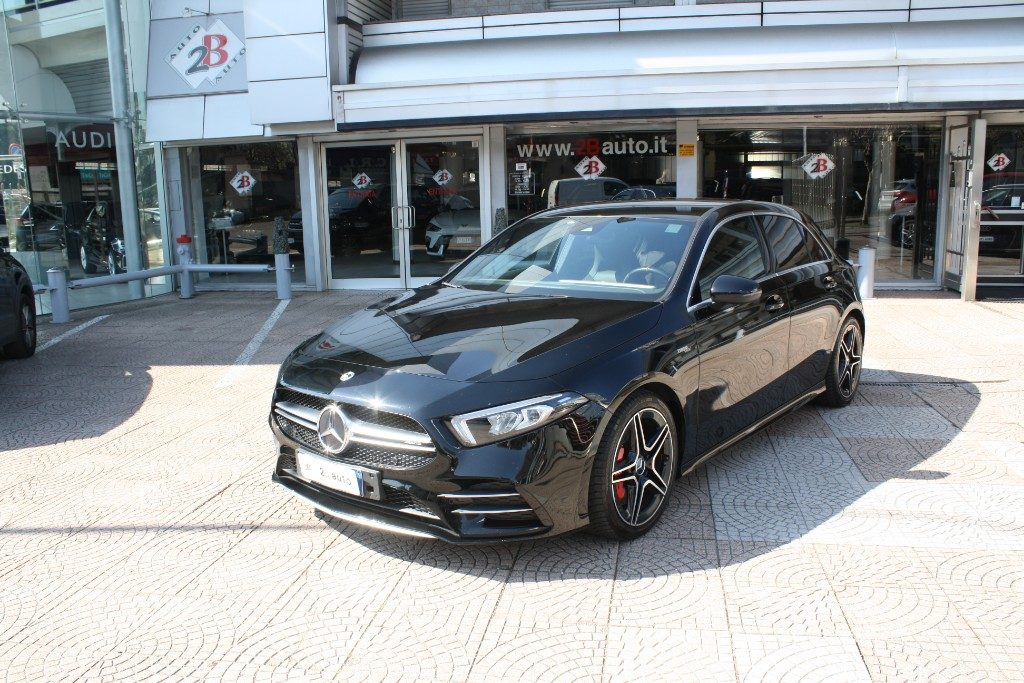 2B Auto ||| MERCEDES-BENZ A 35 AMG 4Matic AMG in vendita a Nova Milanese
