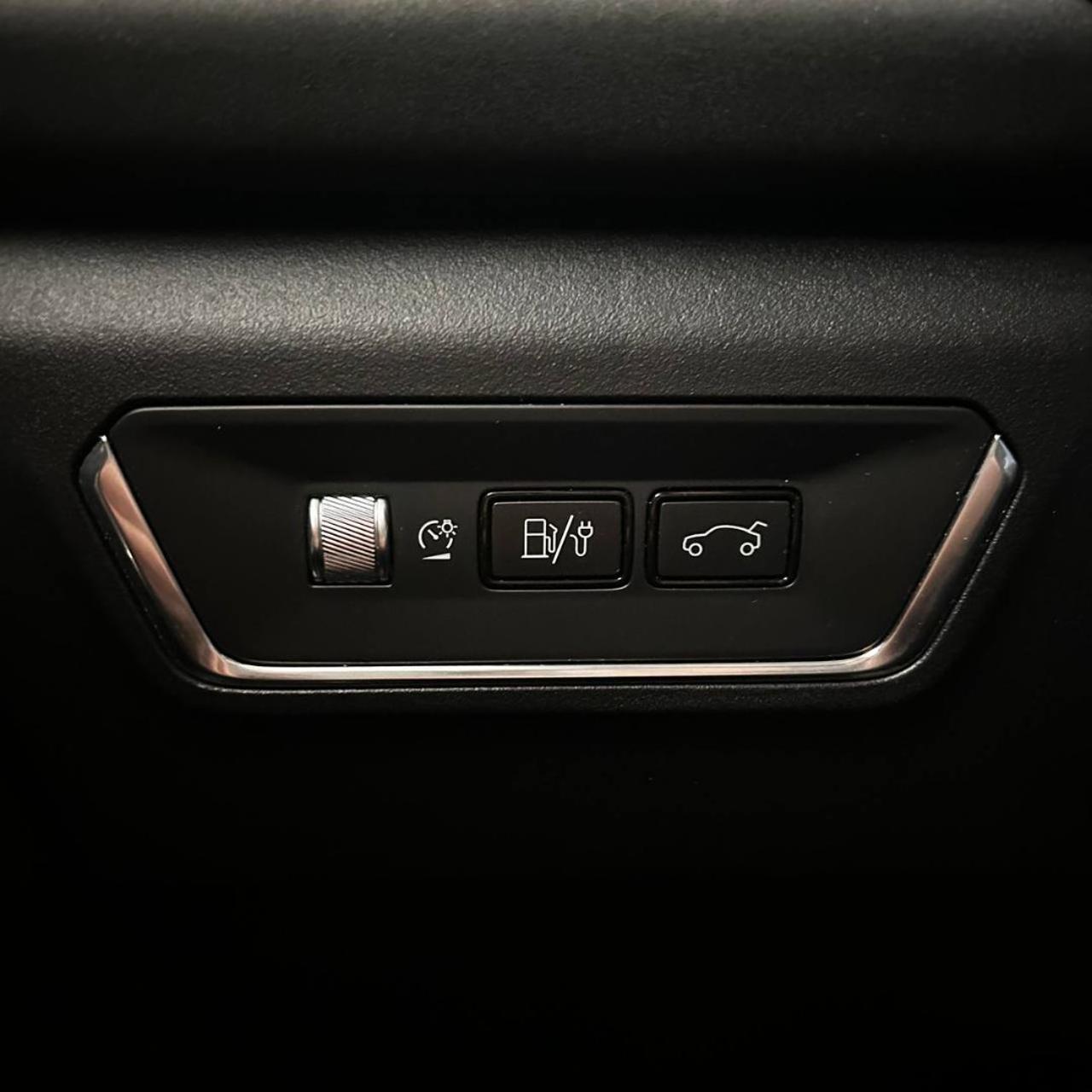 LYNK & CO 01 PHEV - 35