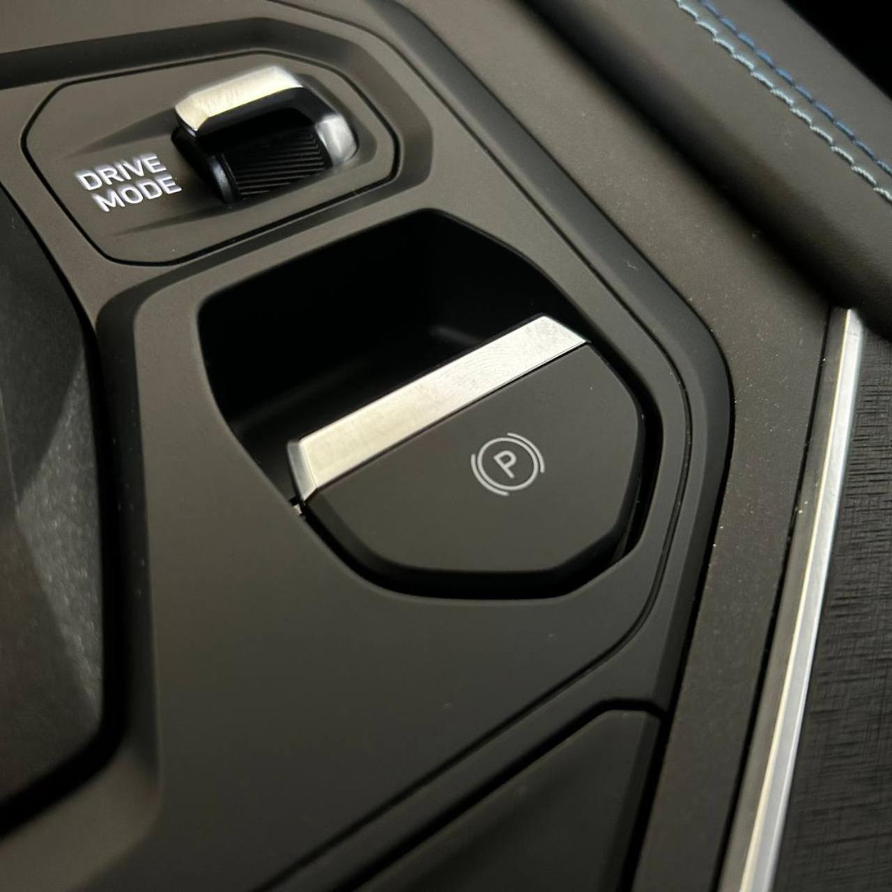 LYNK & CO 01 PHEV - 29