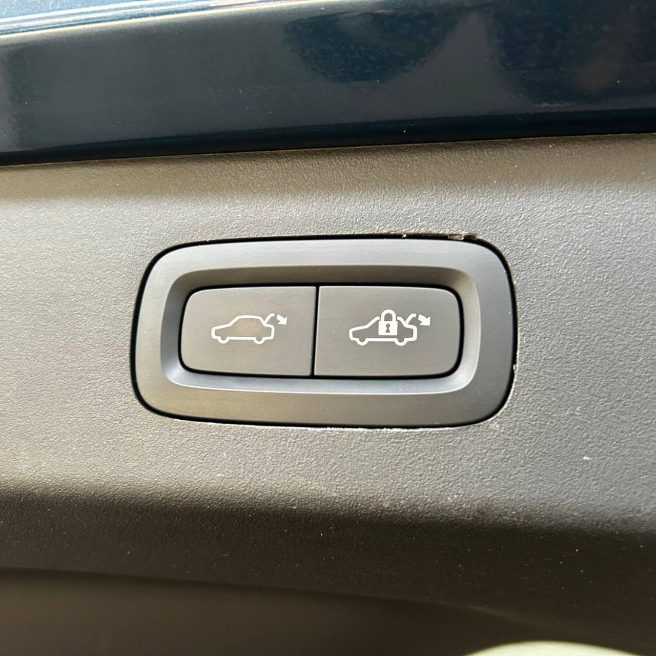 LYNK & CO 01 PHEV - 8