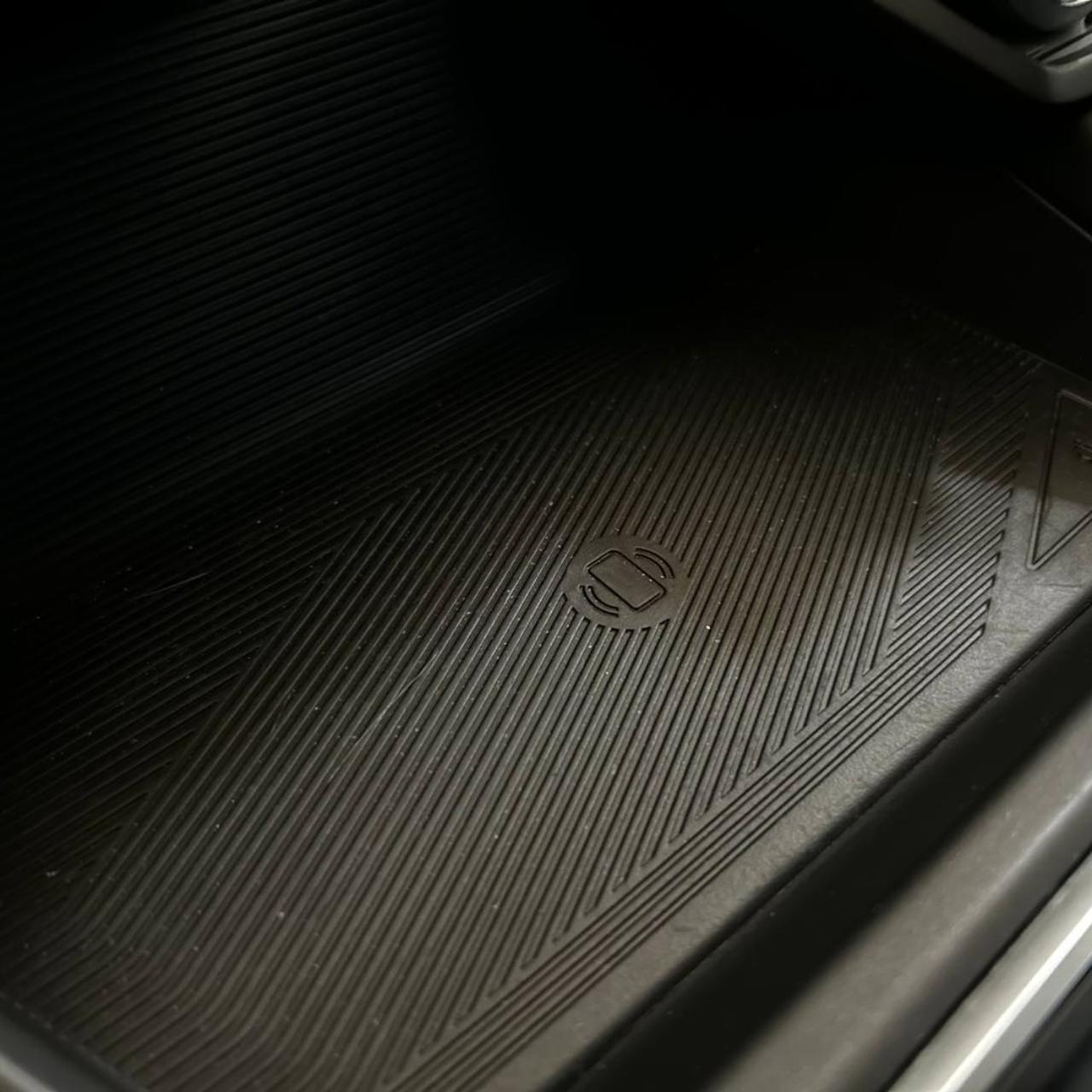 LYNK & CO 01 PHEV - 30