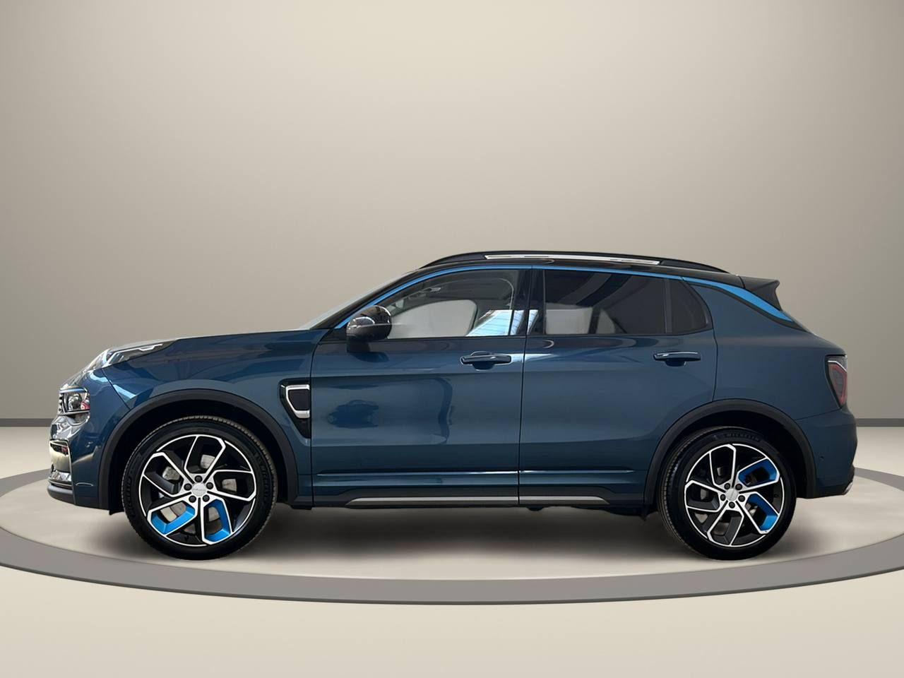 LYNK & CO 01 PHEV - 3