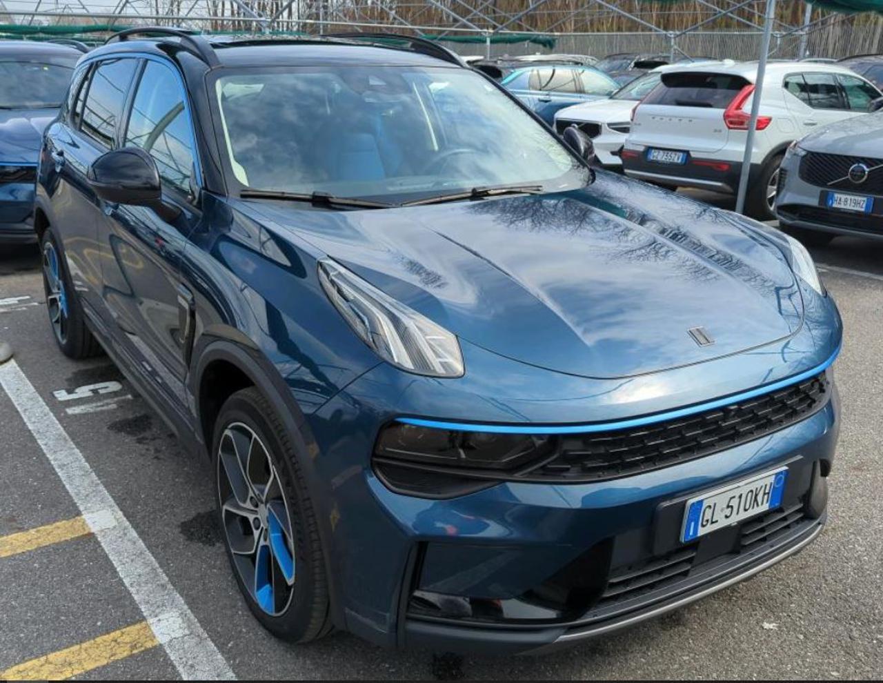 LYNK & CO 01 PHEV - 3