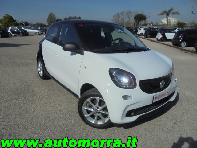 SMART ForFour Bianco pastello