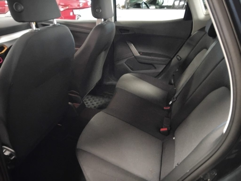 SEAT Arona 1.0 EcoTSI Reference 16 FULL LINK - 7