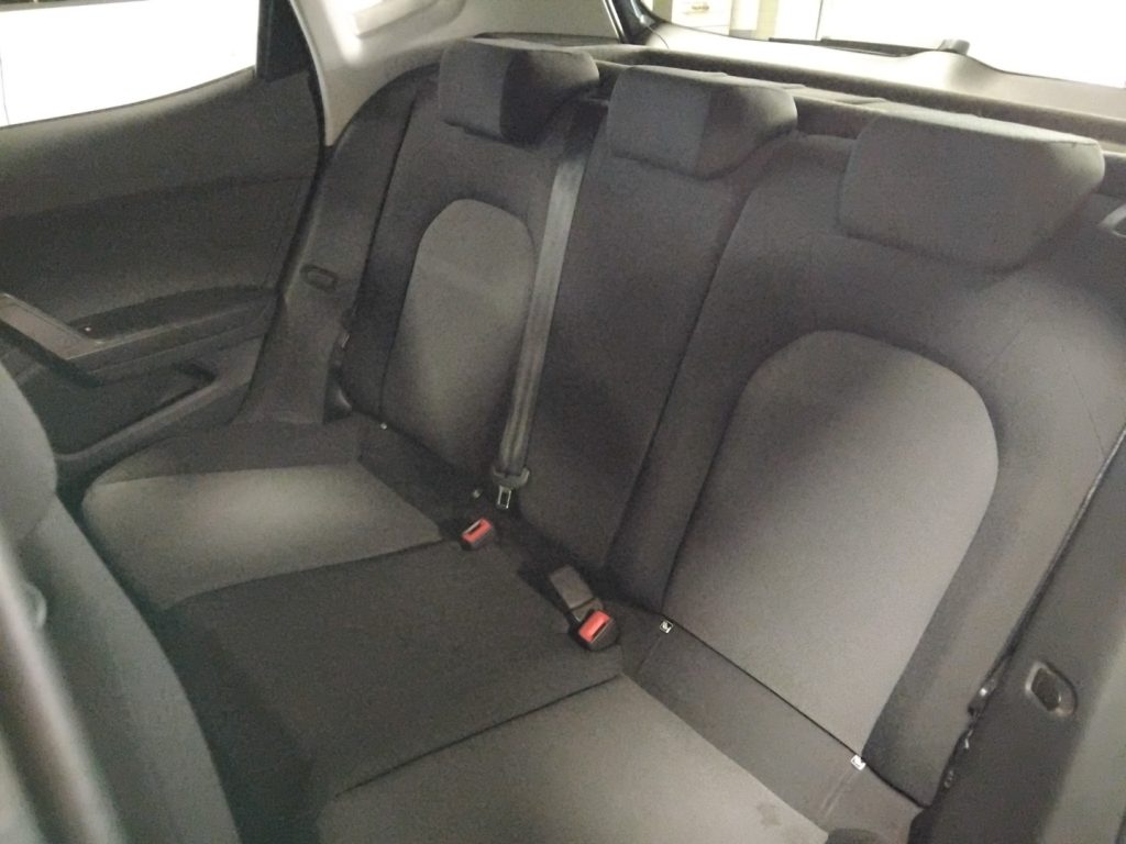 SEAT Arona 1.0 EcoTSI Reference 16 FULL LINK - 8