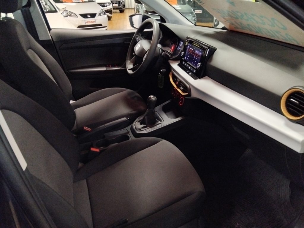 SEAT Arona 1.0 EcoTSI Reference 16 FULL LINK - 11