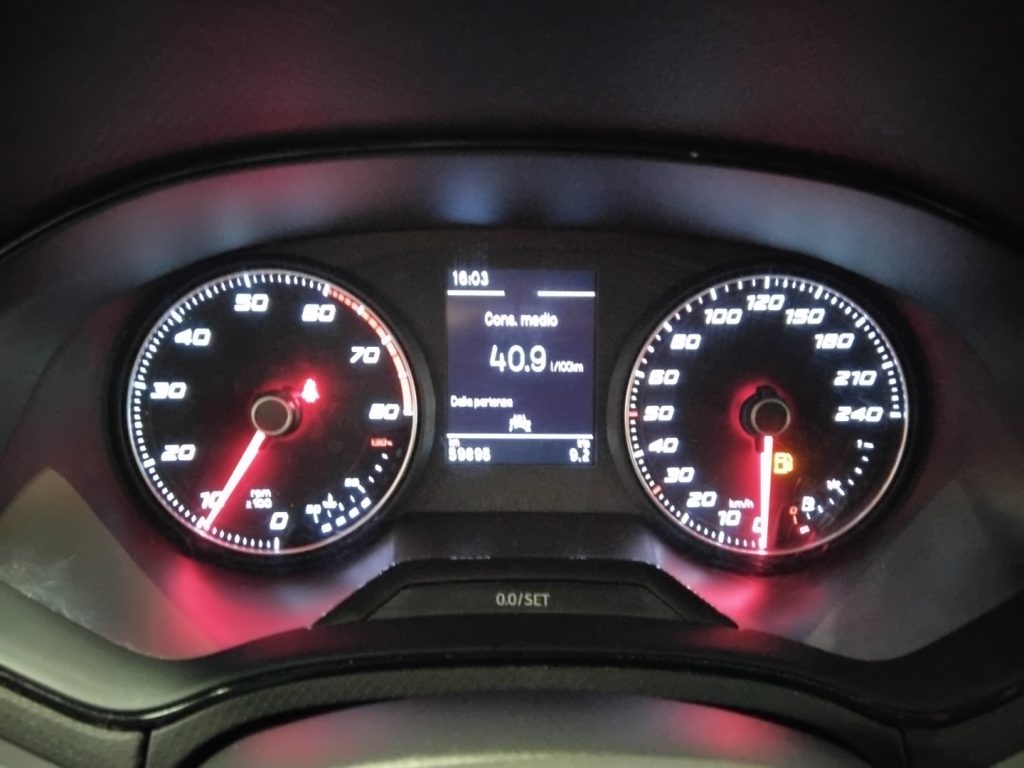 SEAT Arona 1.0 EcoTSI Reference 16 FULL LINK - 15