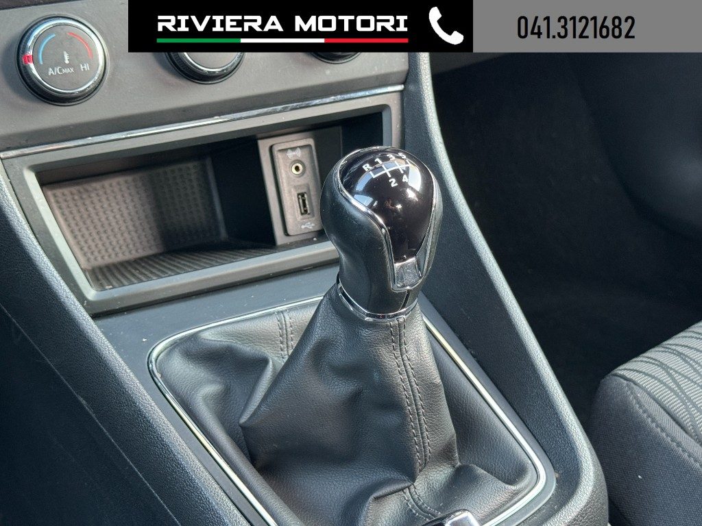 SEAT Leon 1.6 TDI  5p. Style - 8